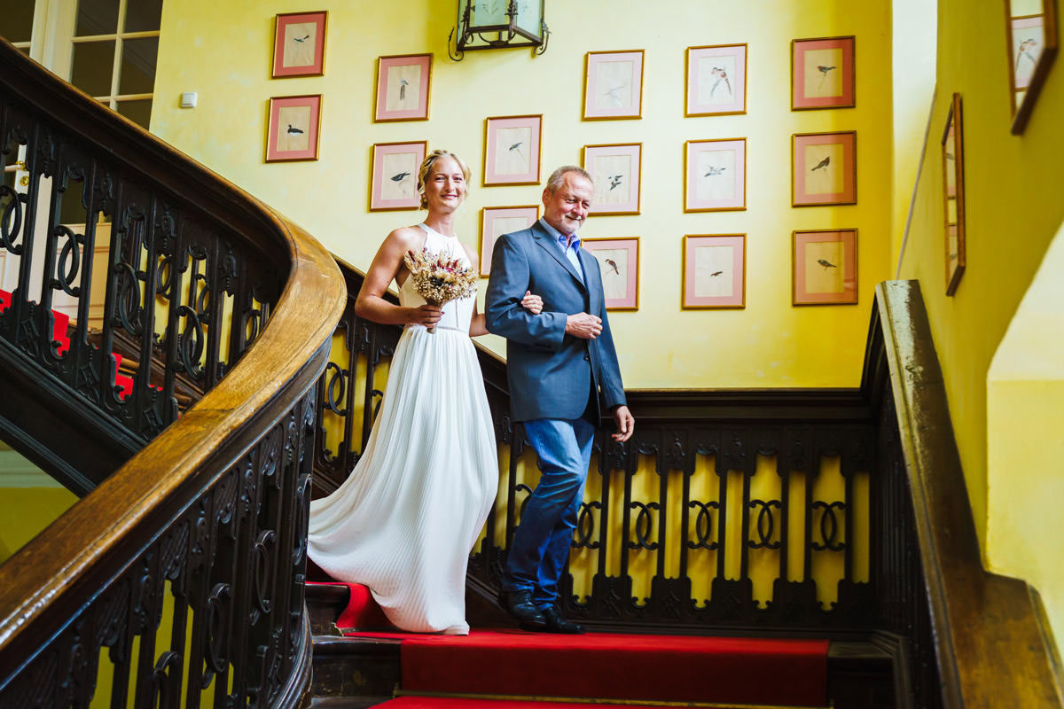 Einzug Trauung Hochzeit